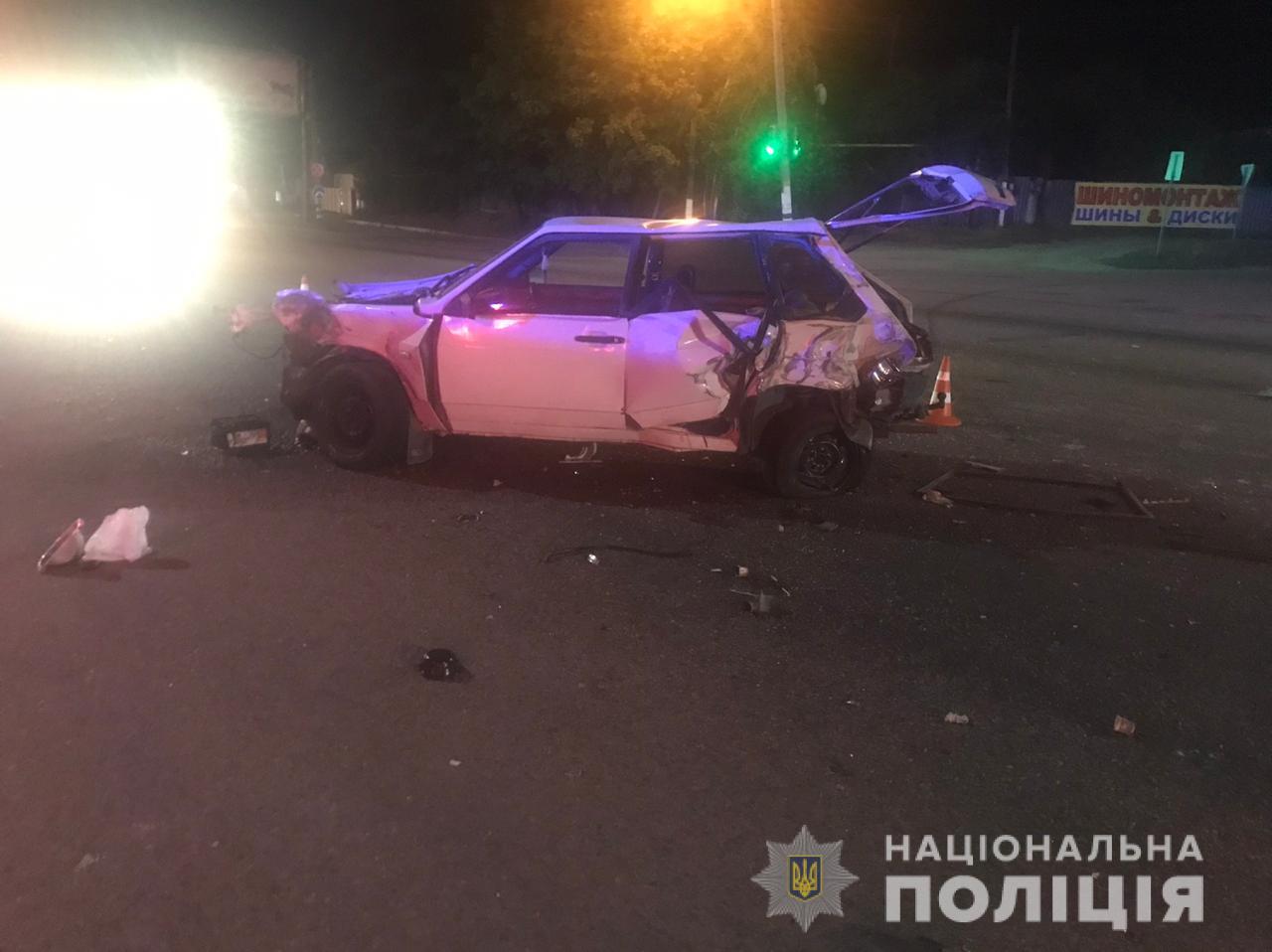 В Песочине фура въехала в ВАЗ. Пострадал ребенок (фото)