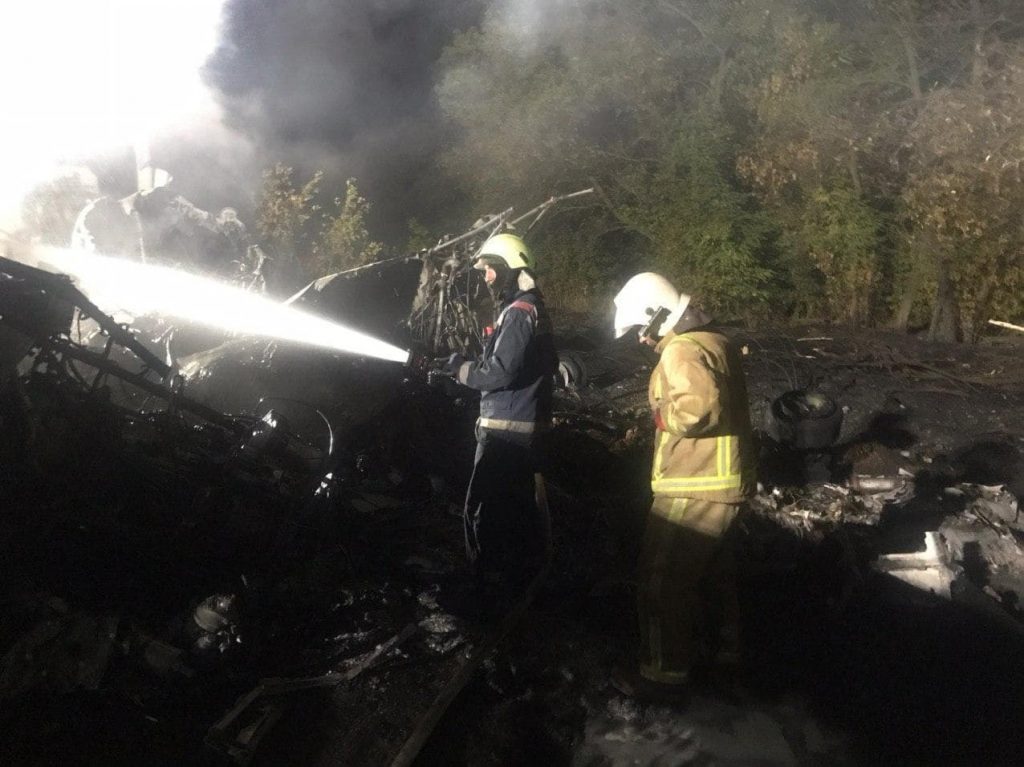 Авиакатастрофа под Харьковом. Продолжаются поиски трех человек