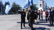 Активісти в центрі Харкова виступають проти ЛГБТ-прайду
