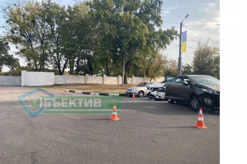 На Белгородском шоссе ДТП с тремя машинами (фото)