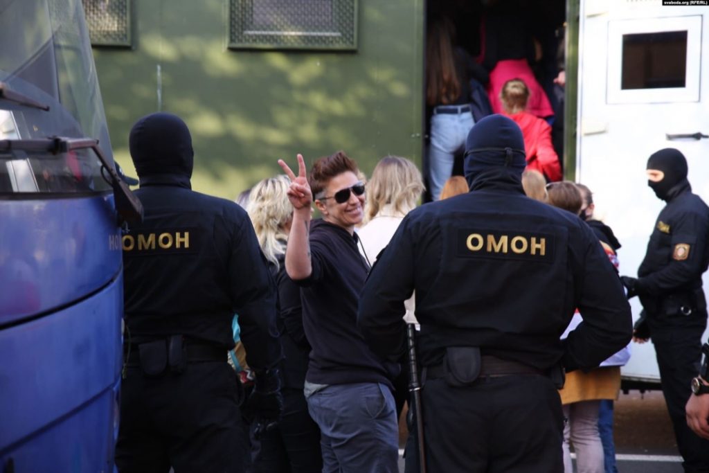 Марш жінок у Мінську розігнав ОМОН (фото)