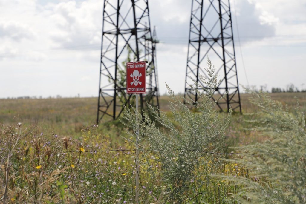 На Харьковщине еще не разминированы около 8000 км линий электропередач — ХОВА