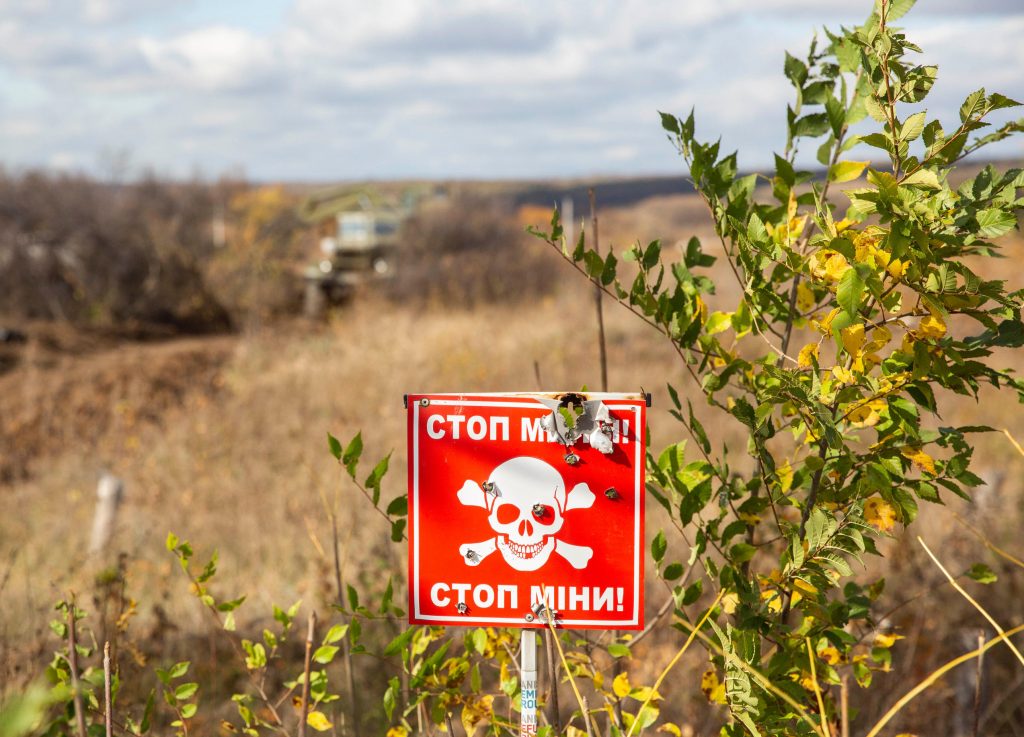 В Харківській області на міні підірвався тракторист