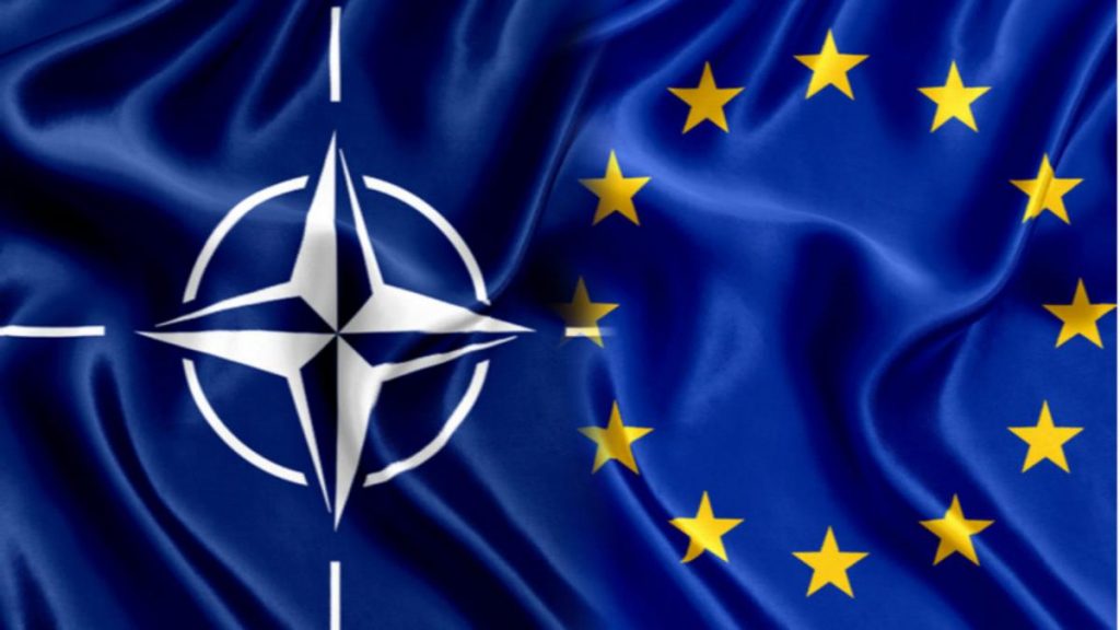 NYT: Если разделенная Германия вступила в НАТО, почему не может Украина?