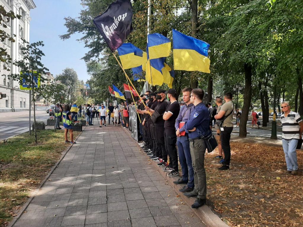 У Харкові біля будівлі Нацполіції відбувся пікет (фото)