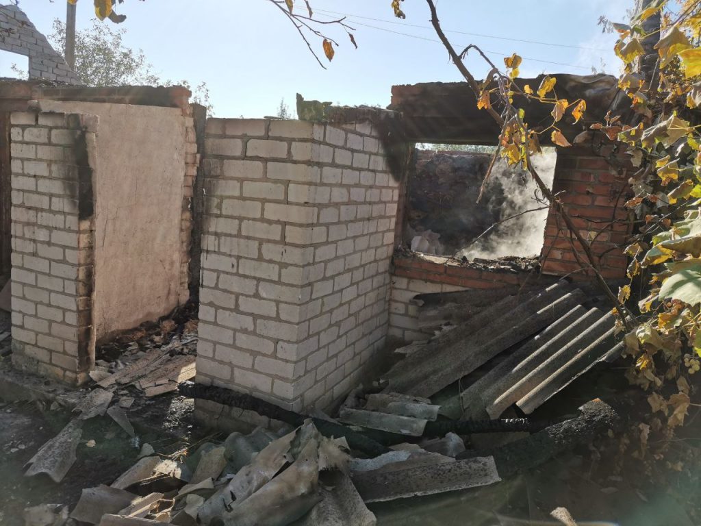 Спасатели ликвидировали пожар в частном домовладении в Ольховке (фото)