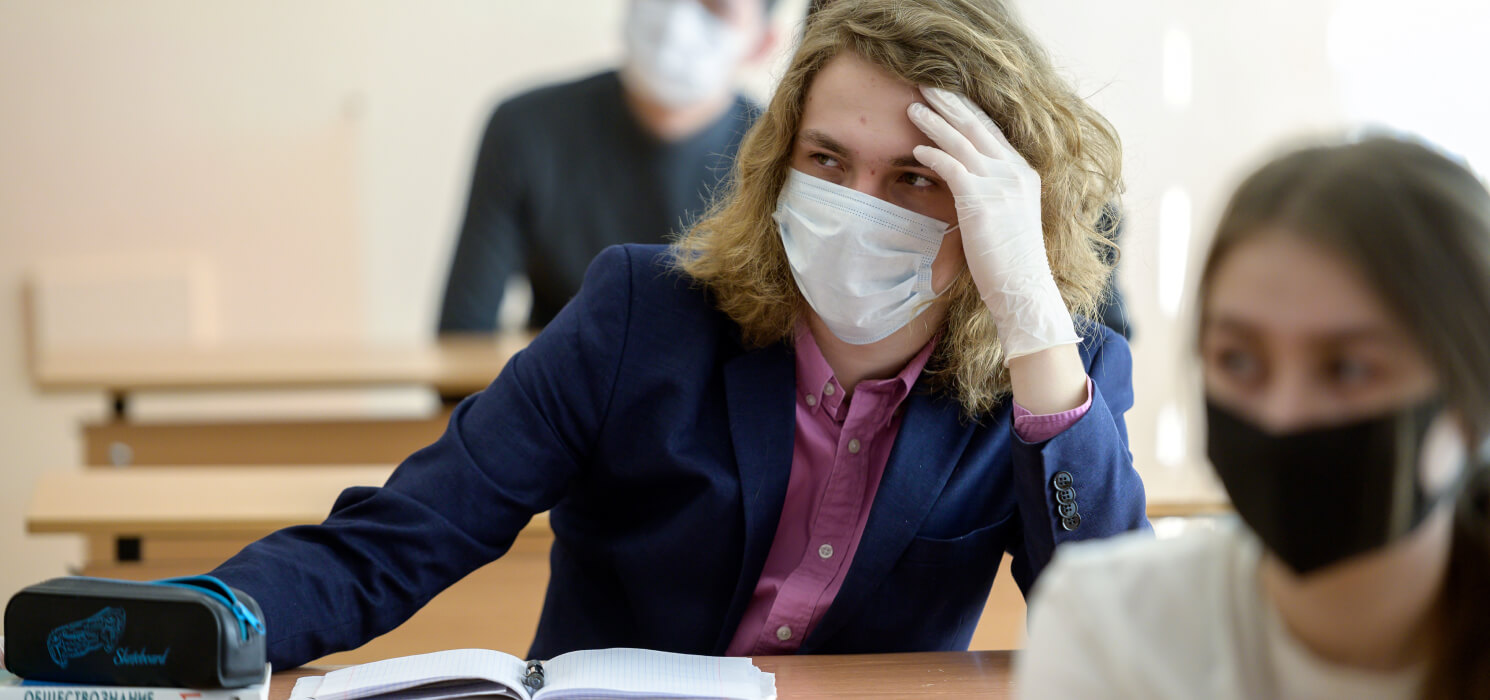 Еще одна громада Харьковской области отправила школьников на «дистанционку»