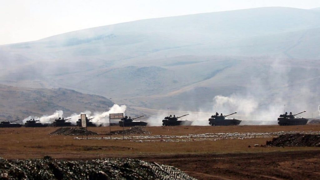 Азербайджан пошел в широкомасштабное наступление на Карабах