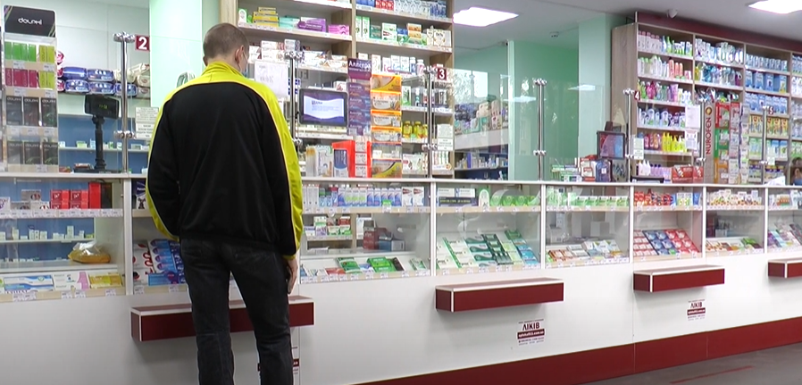 У харківських аптеках ажіотаж на противірусні препарати (відео)