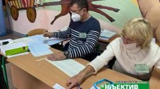 Виборча дільниця №631285 відкрилася вчасно (фото)