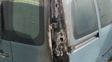 Спасатели погасили пожар в гаражном кооперативе в Харькове (фото)