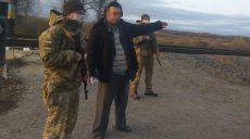 Пограничники задержали пьяного дончанина, который шел пешком в летних шлепанцах в Россию (фото)