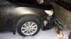 Спасатели не сообщают причину, по которой на парковке сгорел Lexus кандидата в мэры (фото)