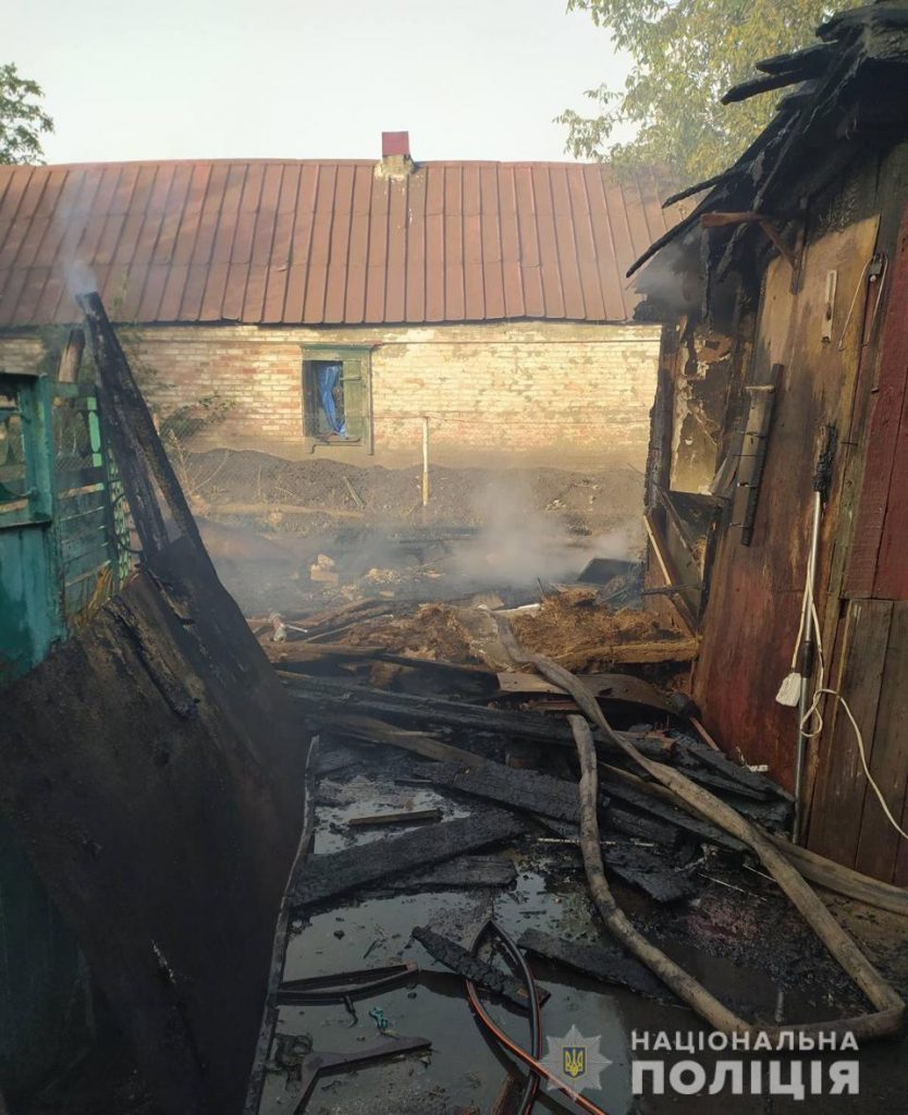 Ревнивица подожгла дом и сарай сопернице (фото)