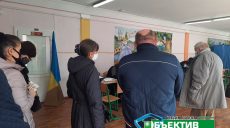 Явка на местные выборы 2020 года составила 36,98%. В Харькове проголосовало около 32% избирателей