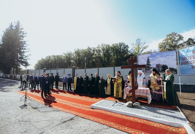 В воинской части на Харьковщине освятили место под храм