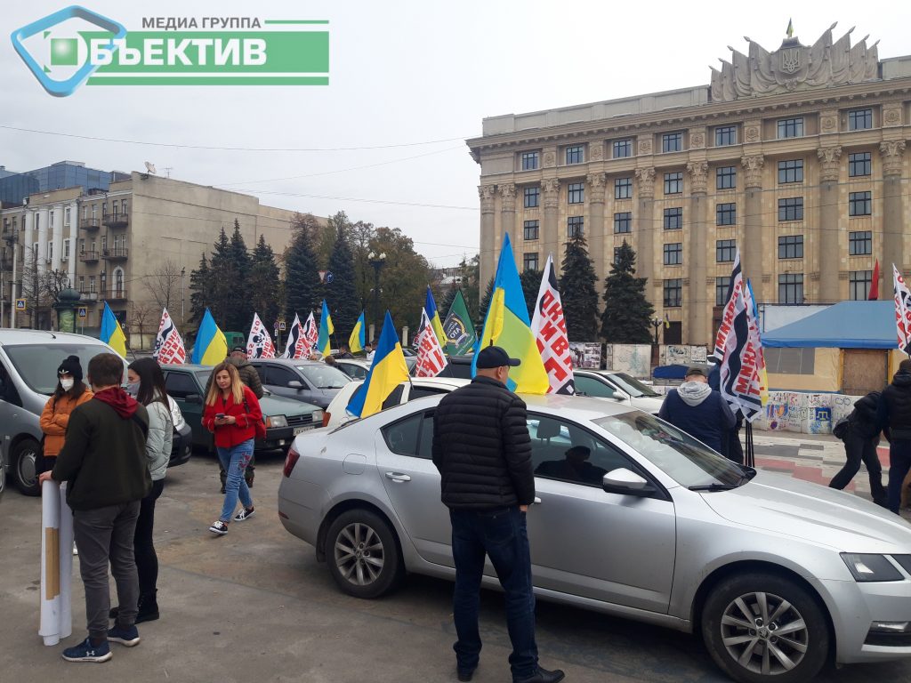 У Харкові розпочався автопробіг проти діяльності коксового заводу (фото, відео)