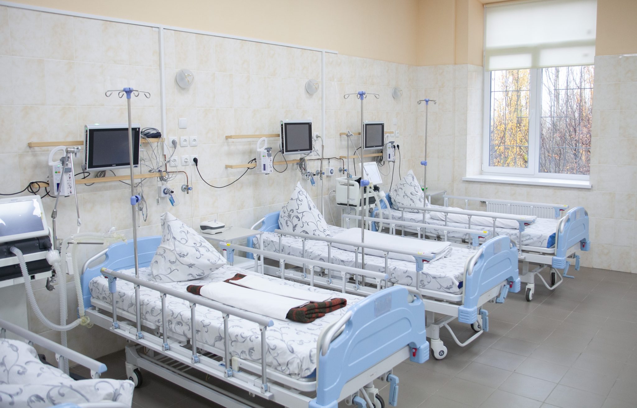 У 2021 році в Україні почнуть будувати 5 сучасних медмістечок — Зеленський