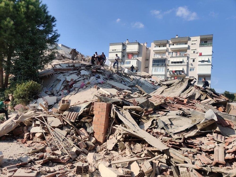 В Егейському морі стався землетрус, а після нього міста Туреччини накрило цунамі (фото, відео)
