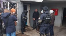 В гараже у харьковчанина обнаружен склад оружия и боеприпасов (фото)