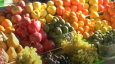 Лимони, мандарини та апельсини — як профілактика застуди: скільки коштують у Харкові (відео)