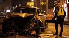 Поліція встановлює обставини зіткнення двох легковиків на Московському проспекті (фото)