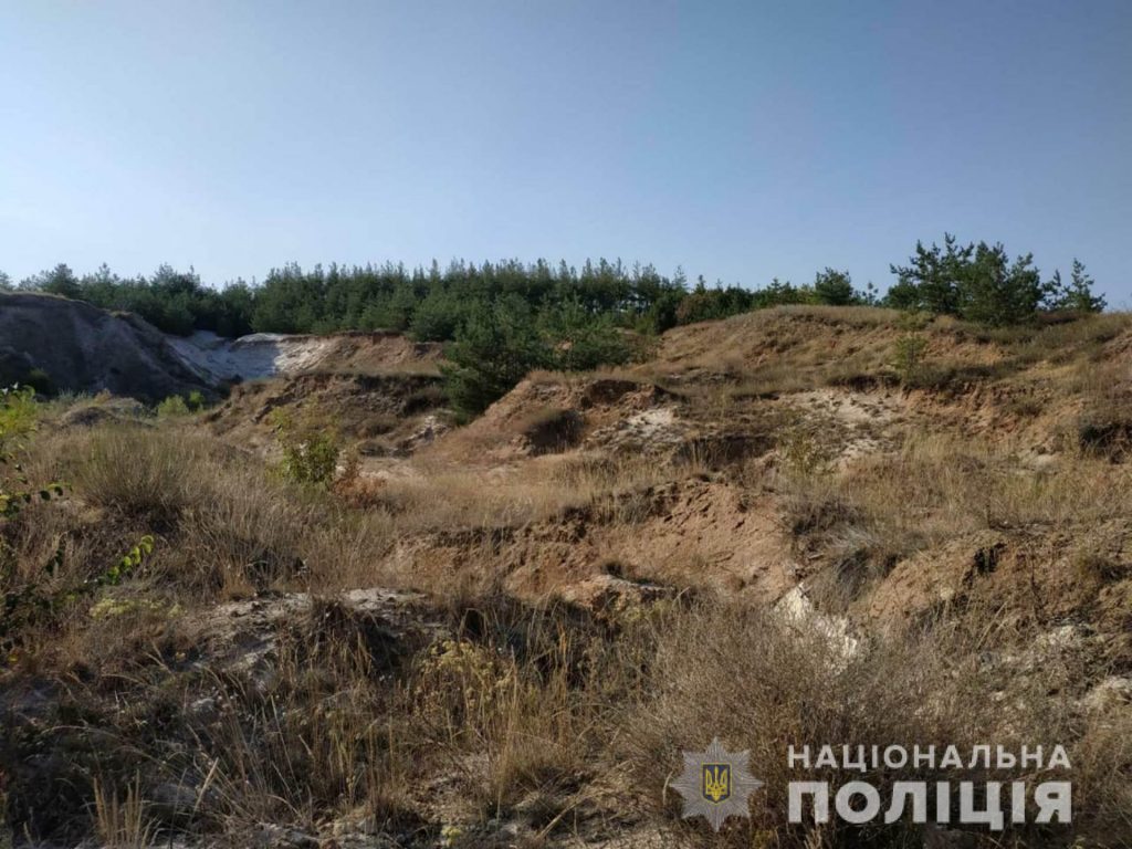 Житель Харьковщины задержан во время незаконной добычи песка