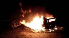 В Харьковской области пламя полностью охватило автомобиль Mazda (фото)