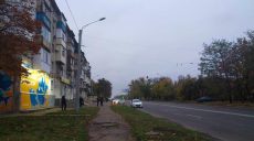 У Харкові випадкова перехожа допомогла розшукати зловмисника, який вдарив чоловіка ножем