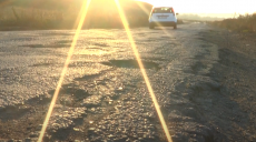 Автодорога на межі Харківщини та Дніпропетровщини: на що скаржаться водії (відео)