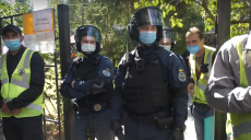 В Харькове подозреваемым в нападении на автобус ОПЗЖ изменили меру пресечения