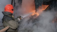 В Харькове в результате пожара в частном дворе пострадал мужчина