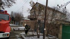 В пожаре в Харькове 60-летняя женщина получила ожоги рук и ног (фото)