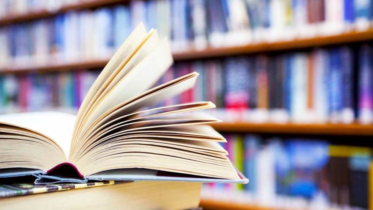 В Донецке оккупанты готовят к уничтожению учебники и литературу на украинском языке
