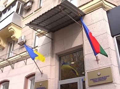 Полиция берет под охрану все представительства Азербайджана и Армении в Украине