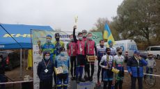 Харьковчане выиграли велокроссовую эстафету