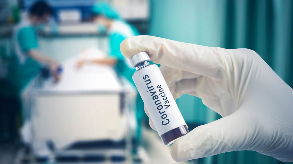 COVID-19. За вакцинацию большинству украинцев придется заплатить
