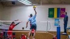 Волейбольная «Юракадемия» обыграла одного из лидеров чемпионата (фото)