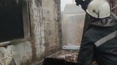 На Харьковщине подожгли частный дом (фото)