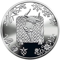 В НБУ выпустили монету в честь символа 2021 года — быка (фото)