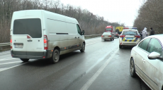 Зіткнення 4 автівок у Покотилівці: екскюзивні кадри з відеореєстратора (відео)