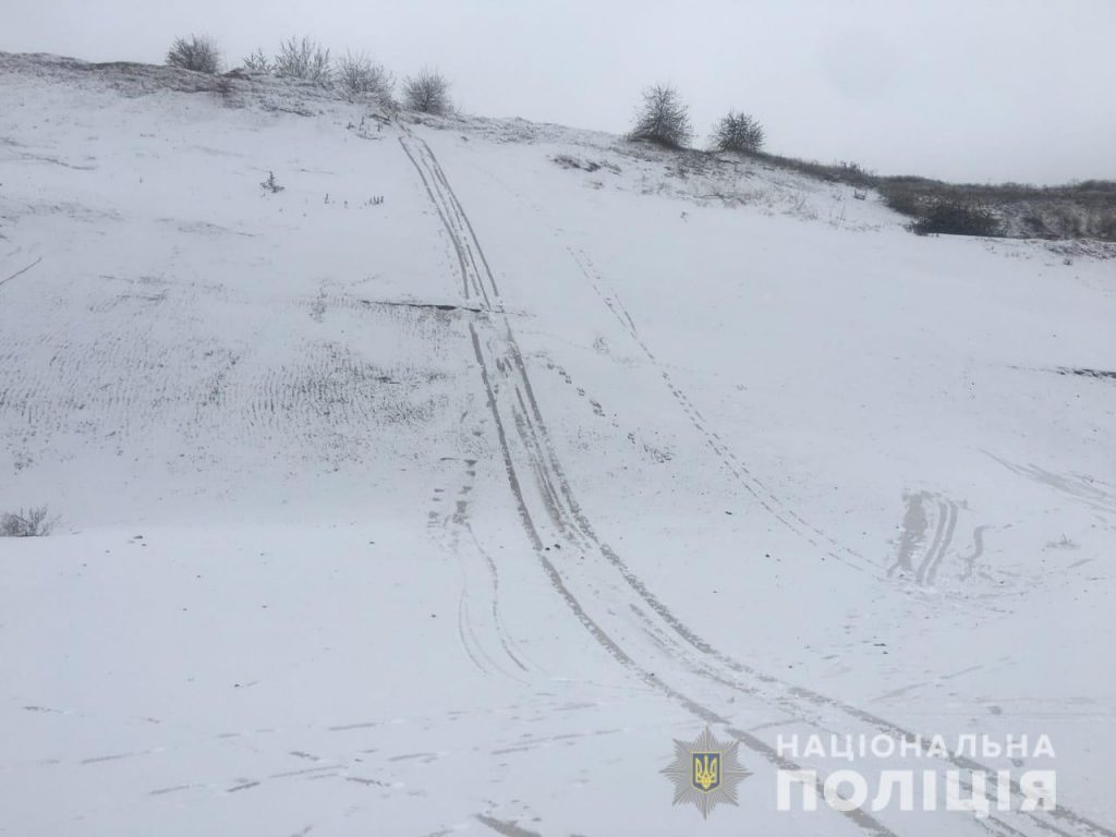 На Харьковщине погиб ребенок, который катался на санках (фото)