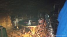 Спасатели ликвидировали пожар на двухэтажной даче (фото)