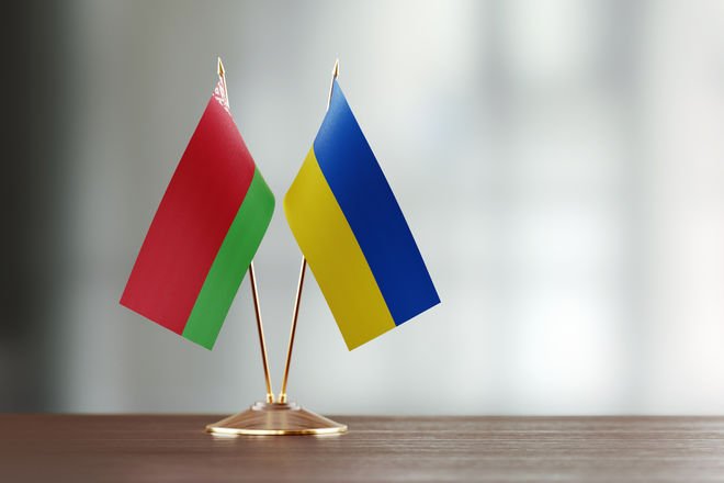 В Украине упростили правила иммиграции для белорусов