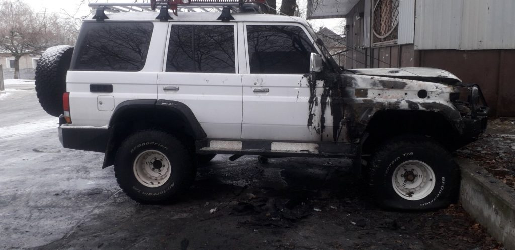На Харьковщине ночью сгорела иномарка, припаркованная возле дома