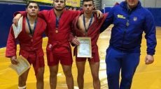 В Харьковской области прошел чемпионат по самбо среди юниоров (фото)