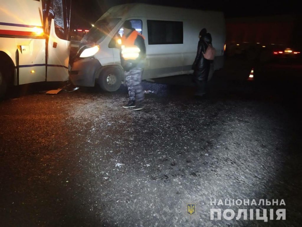 Подробности столкновения двух автобусов под Чугуевом: открыто уголовное дело (фото)