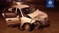 В столкновении Mercedes Benz и Daewoo пострадал водитель (фото)