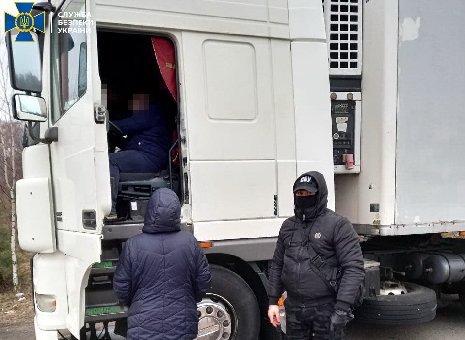 Через фиктивные фирмы в Харькове отправлялись лекарства в «ДНР» — СБУ
