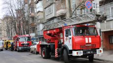 Спасатели потушили пожар в многоэтажке на ул. Лермонтовской (фото)